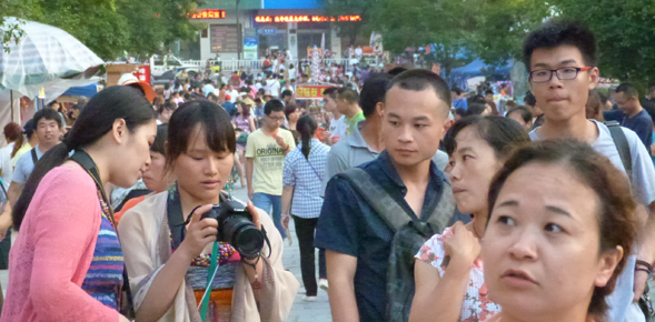 Αποτέλεσμα εικόνας για Όλο και πιο απαιτητικοί οι Κινέζοι τουρίστες -