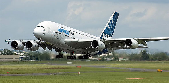Αποτέλεσμα εικόνας για H Airbus αποφάσισε τη μείωση της παραγωγής του προβληματικού Α380 το 2017-18