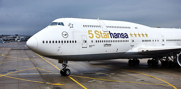 Αποτέλεσμα εικόνας για Η Lufthansa είναι η μόνη αεροπορική εταιρεία πέντε αστέρων στην Ευρώπη από τη Skytrax
