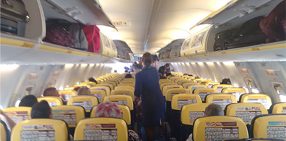 Αποτέλεσμα εικόνας για Η νέα πολιτική αποσκευών της Ryanair σε ισχύ από τα μέσα Ιανουαρίου 2018